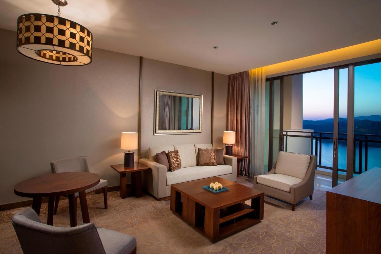 Sheraton Bailuhu Resort, Huizhou Huizhou  Exterior photo